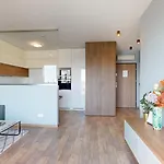 Apartment Dmowskiego Downtown By Wroapart Pl