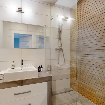 Dmowskiego Downtown By Wroapart Pl Breslau