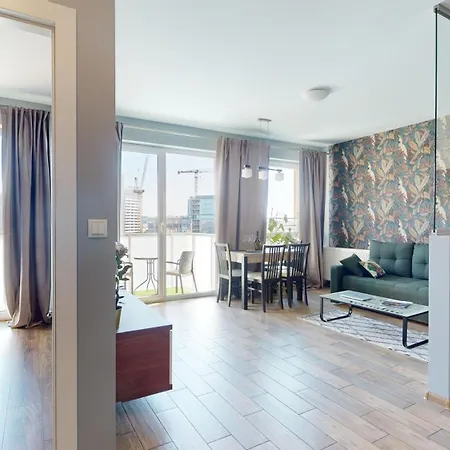 Apartment Dmowskiego Downtown By Wroapart Pl