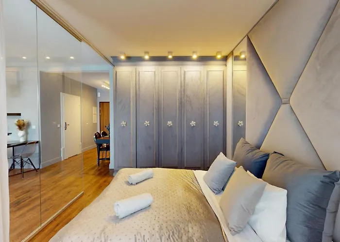 Apartament Dmowskiego Downtown By Wroapart Pl Wrocław